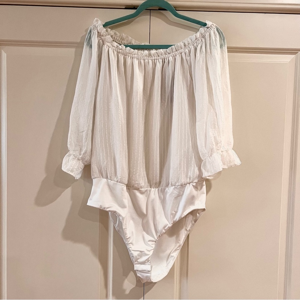 CITY CHIC - IVORY SWEET KISS BODYSUIT